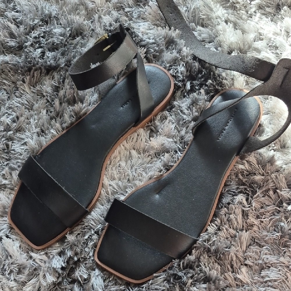American Eagle Outfitters Black Ankle Wrap Flat Sandals